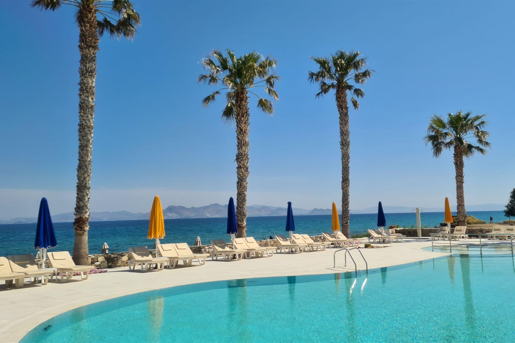 Irina Beach Hotel Tigkaki  Exterior photo