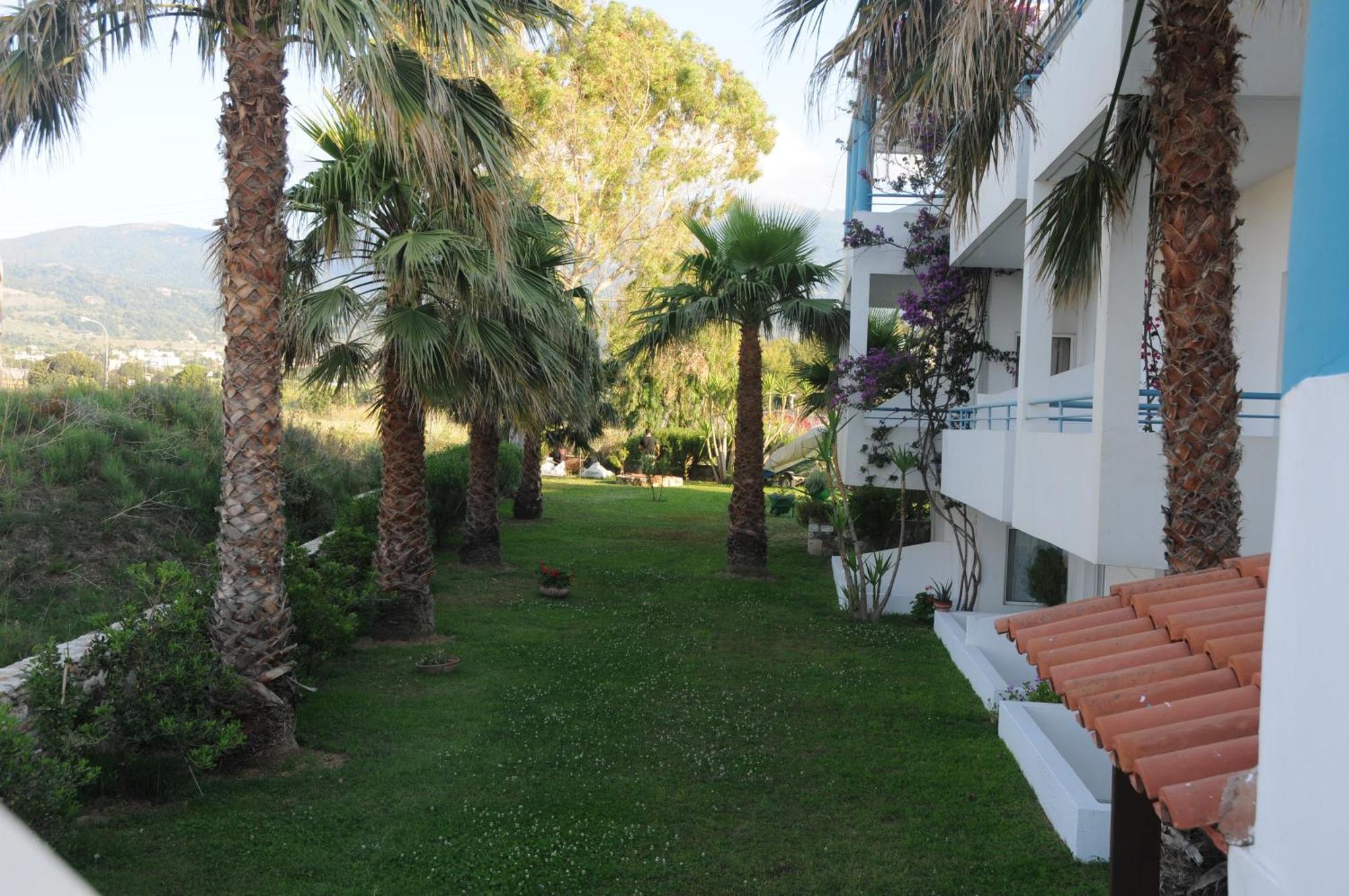 Irina Beach Hotel Tigkaki  Room photo